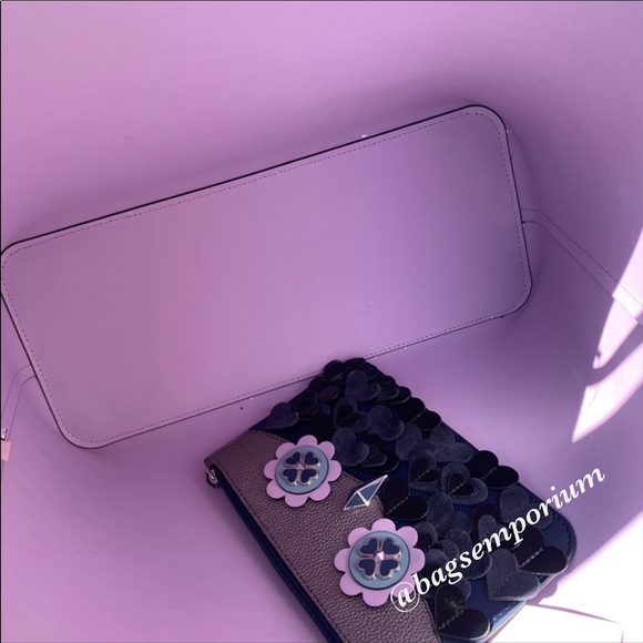 KATE SPADE Large Leather Tote Purse w wristlet - Picture 8 of 8